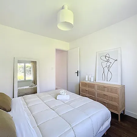 Clair Et Lumineux Apartament *